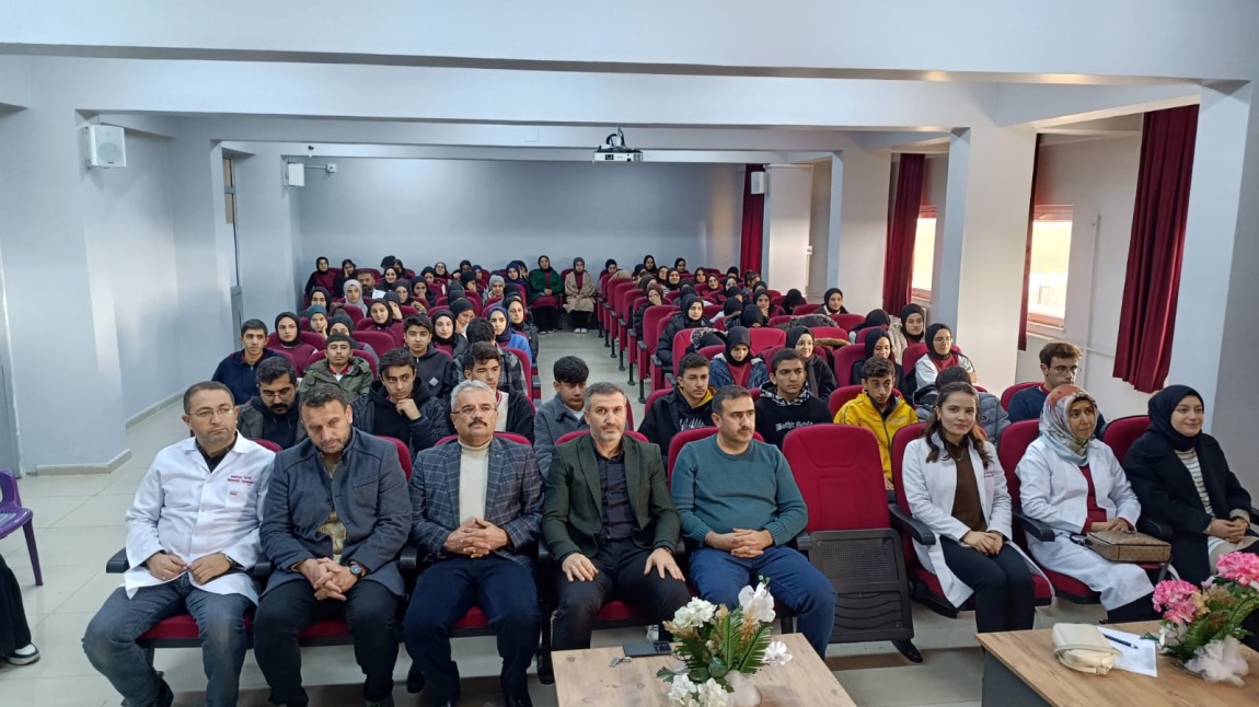 24 Kasım öğretmenler günü programı gerçekleştirildi. 